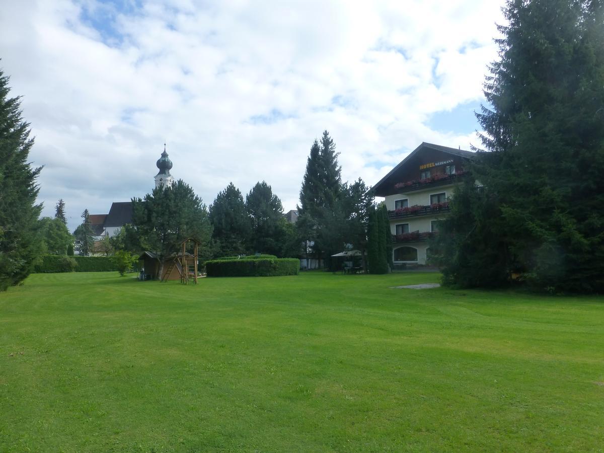 Hotel Weismann Sankt Georgen im Attergau Exterior foto